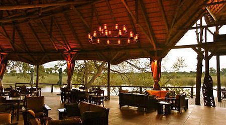 Lianshulu Lodge Muneambuanas Exterior photo